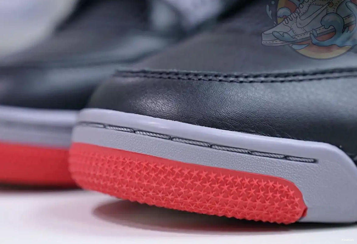 Air Jordan 4